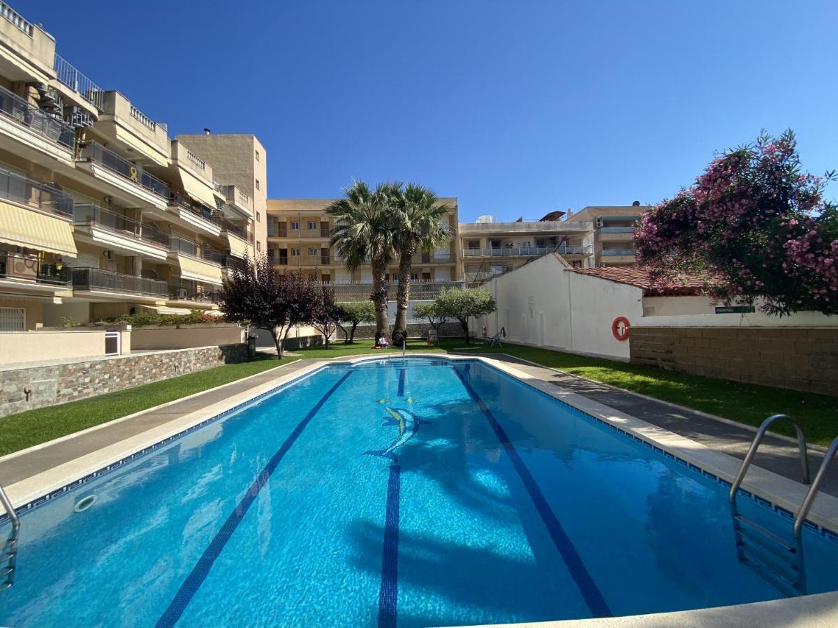 R123 Apartamento En La Planta Baja Con Piscina Cerca De La Playa Калафелл Экстерьер фото