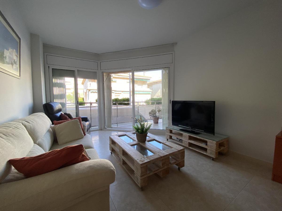 R123 Apartamento En La Planta Baja Con Piscina Cerca De La Playa Калафелл Экстерьер фото
